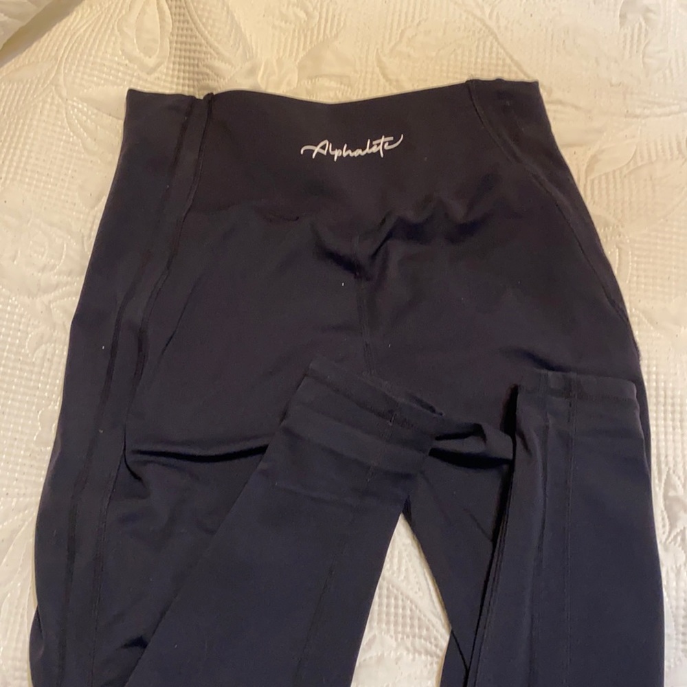 Alphalete Leggings
